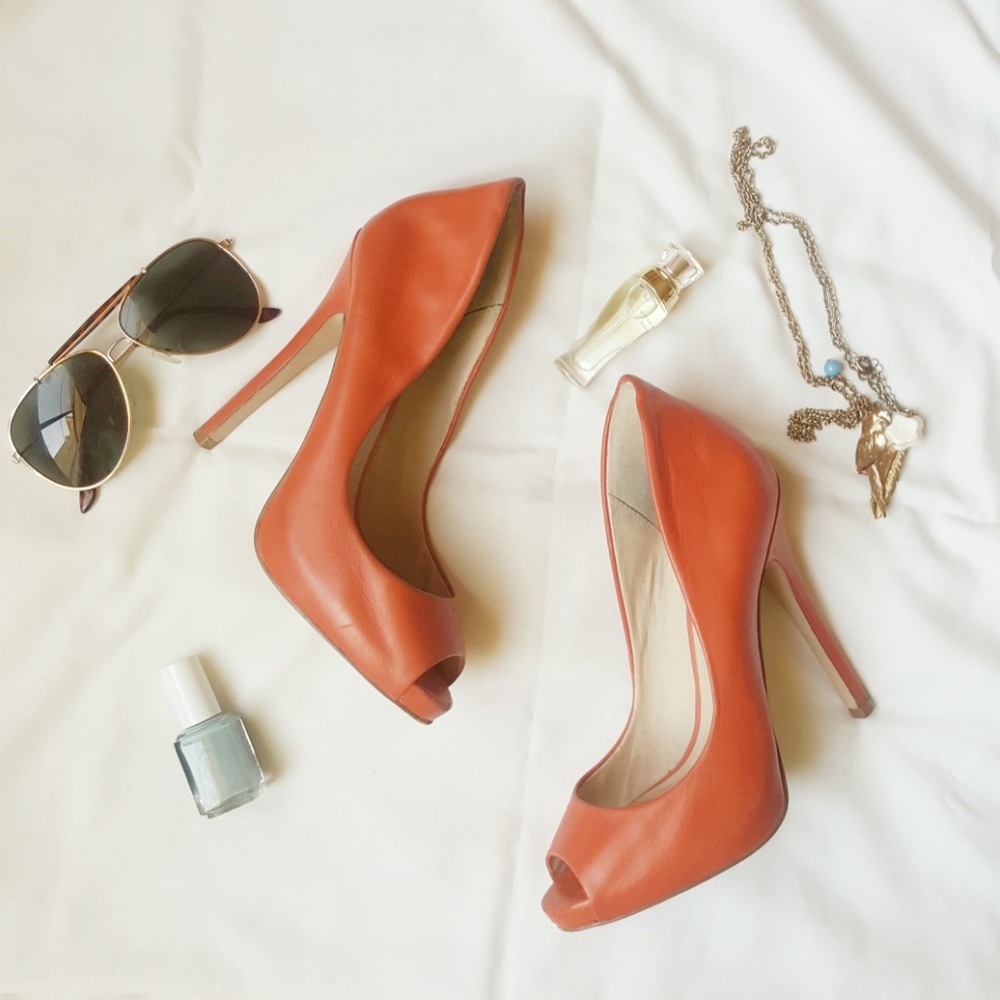 aldo • peep toe pumps heels